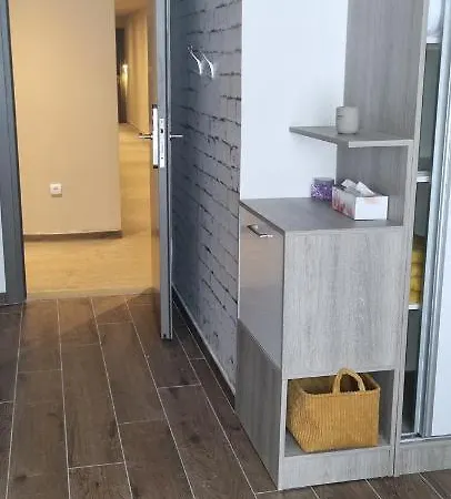 Kraljevi Cardaci 9d 12- Sunny View