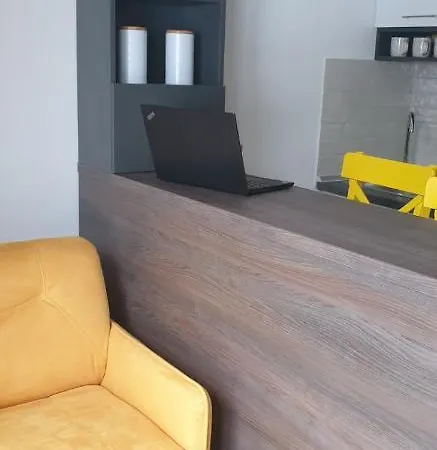 Kraljevi Cardaci 9d 12- Sunny View * コパオニク