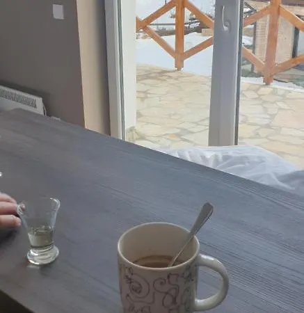 Kraljevi Cardaci 9d 12- Sunny View コパオニク