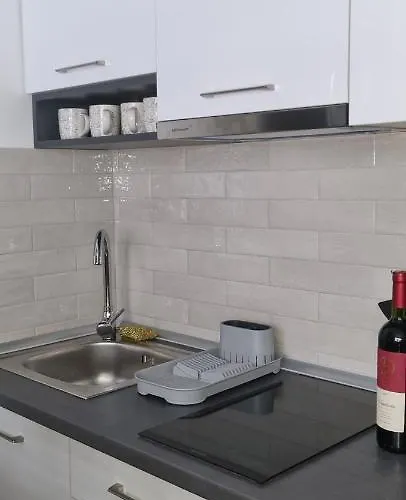 Kraljevi Cardaci 9d 12- Sunny View Apartmán *