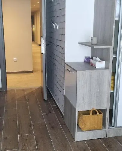 Kraljevi Cardaci 9d 12- Sunny View