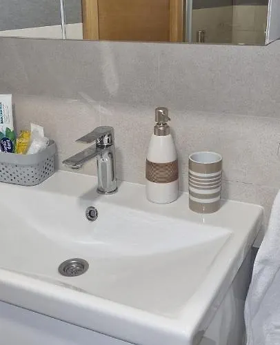 Apartmán Kraljevi Cardaci 9d 12- Sunny View *