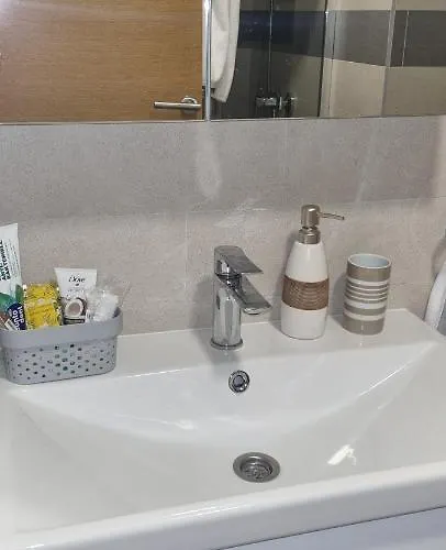 Kraljevi Cardaci 9d 12- Sunny View Apartmán *